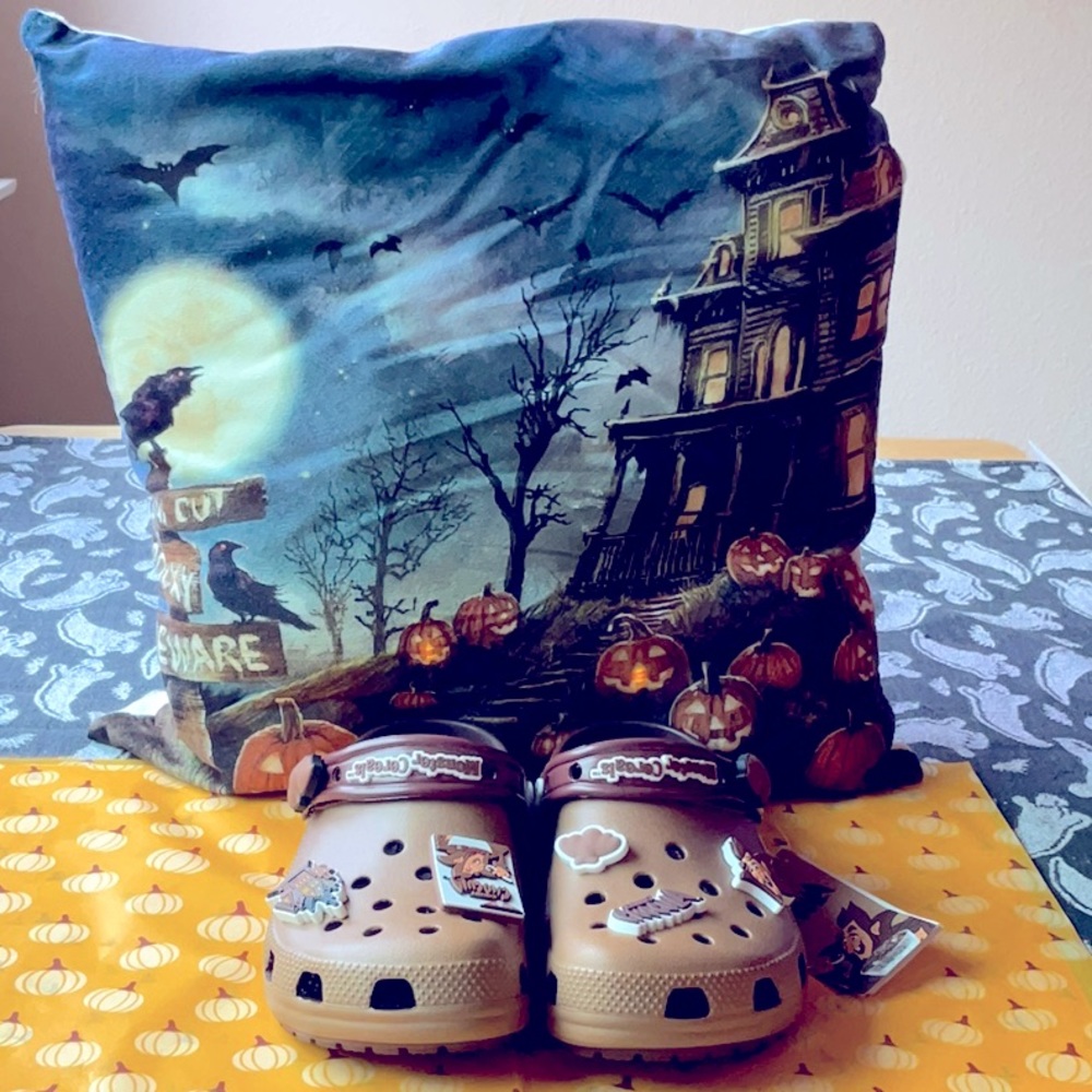🧛‍♂️ CROCS COUNT CHOCULA CLASSIC CLOG 🧛‍♂️ NWT 🧛‍♂️